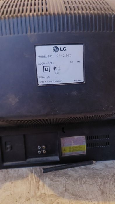 Телевизор и подставка