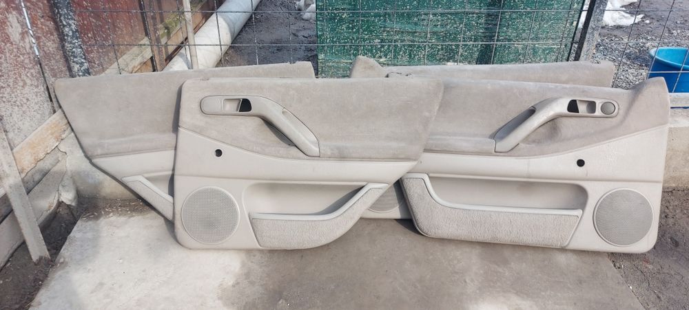 Продам обшивки Volkswagen Passat B4