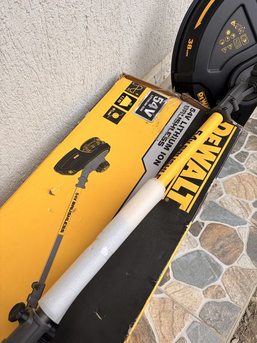 Motocoasă pe acumulator Dewalt XRflexVolt