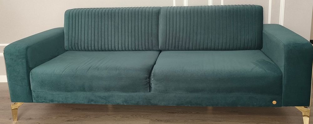 Продам диван гостевой.