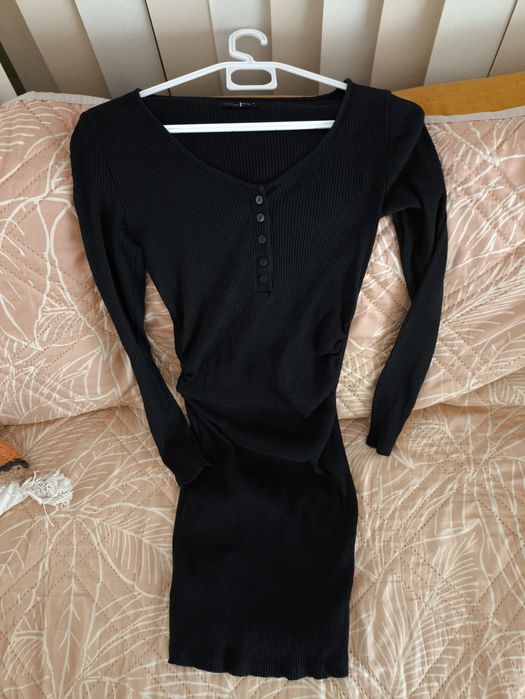 Запазени дънки за бременни размер 36, 38 и 40 и рокля