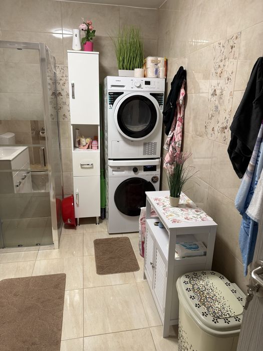 Vand Apartament 3 camere