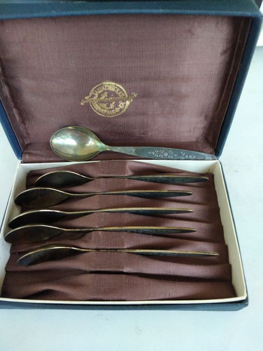 Комплект новых серебрянных ложек(СССР)