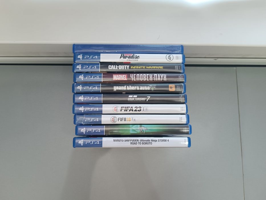 Playstation 4 pro 10 Дисков с Играми 2 Контролера