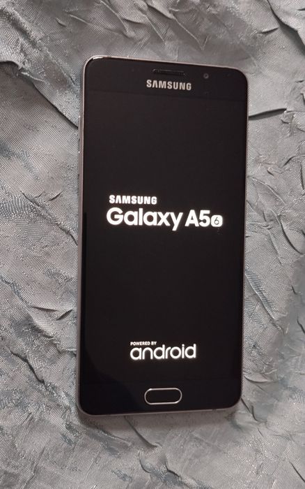 Vând telefon  mobil Samsung Galaxy A5 2016