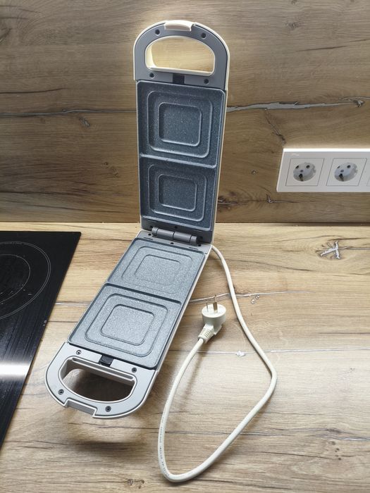 Сендвичница электронная