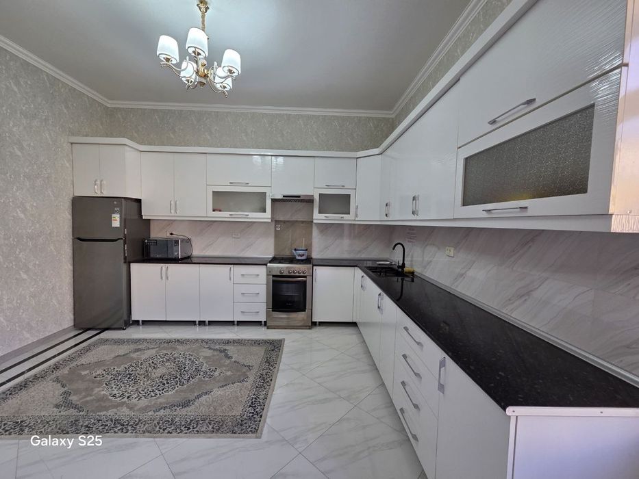 Ховли сотилади  8 сотик вогзал