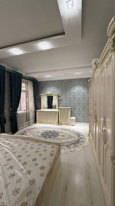 Продается 3 ком. Квартира площадью 102 кв.м. По ул. Рудаки