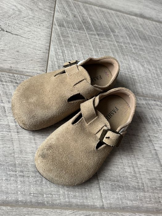 Обувь для девочки