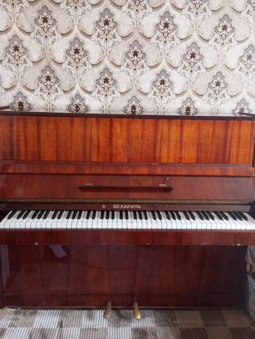 Продается пианино