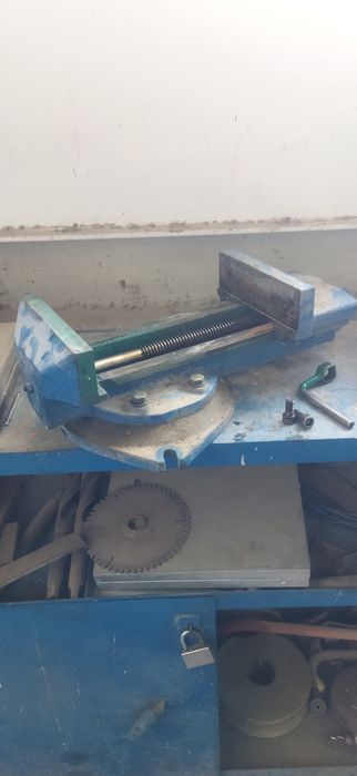 тиски инструментальные станочные