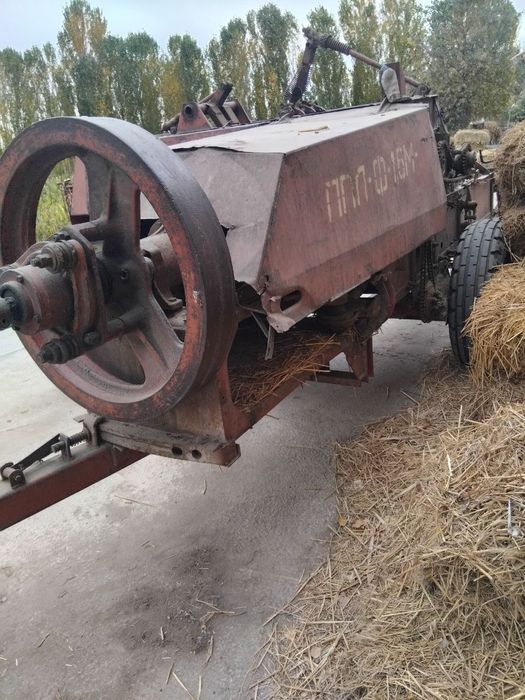 Пресс-подборщик 2 дона бор 25 милондан хар бири