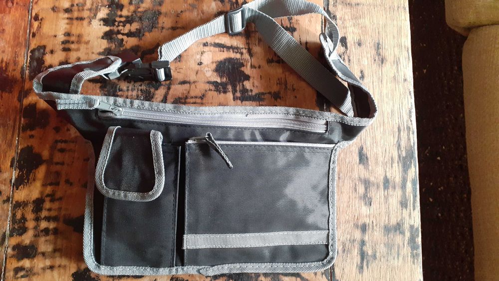 чанта са кръст тип паласка голяма, нов модел, донесена от Италия