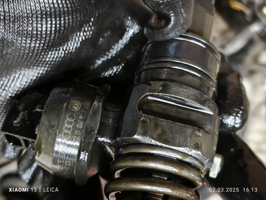 Инжекторни дюзи 2.5 174,131 VW