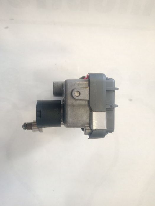 Актуатор, управление, моторче турбо Ауди 3.0tdi,след 2008г