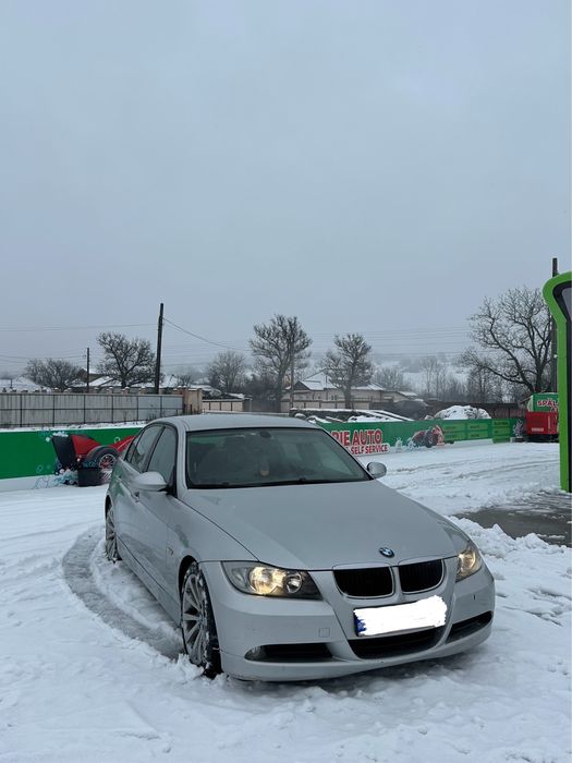 Vand bmw e90 anul 2005
