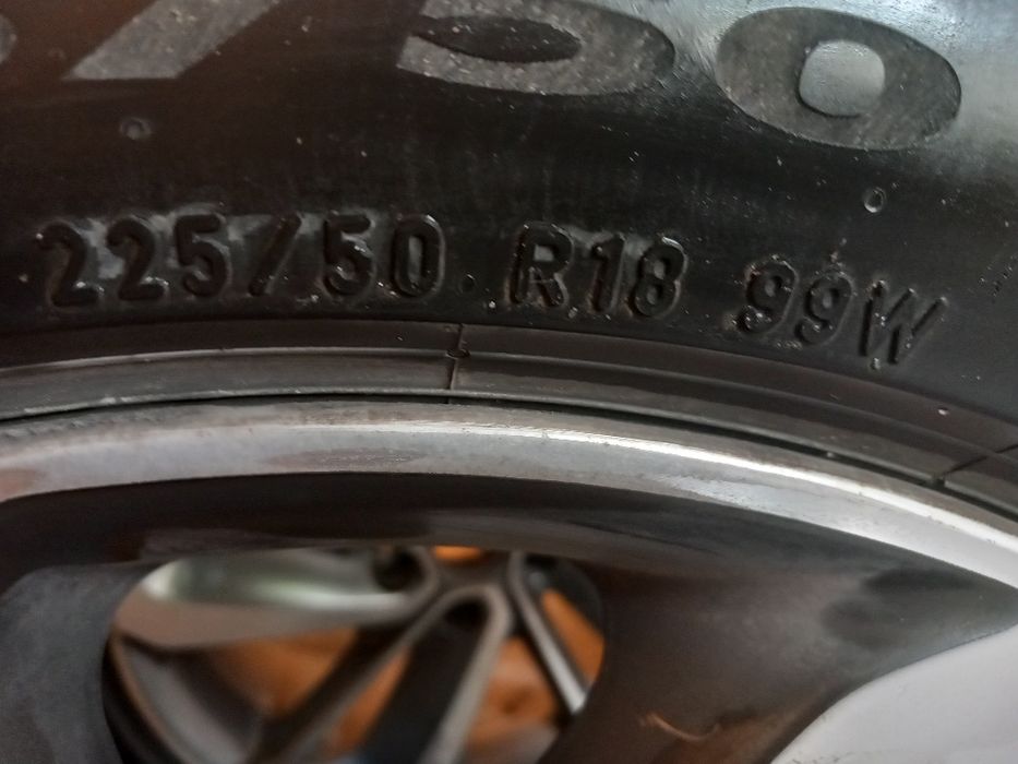 Летни гуми Pirelli Cinturato P7 225/50 R18 с алуминиеви джанти и датчици (TPMS) – Комплект 4 бр.