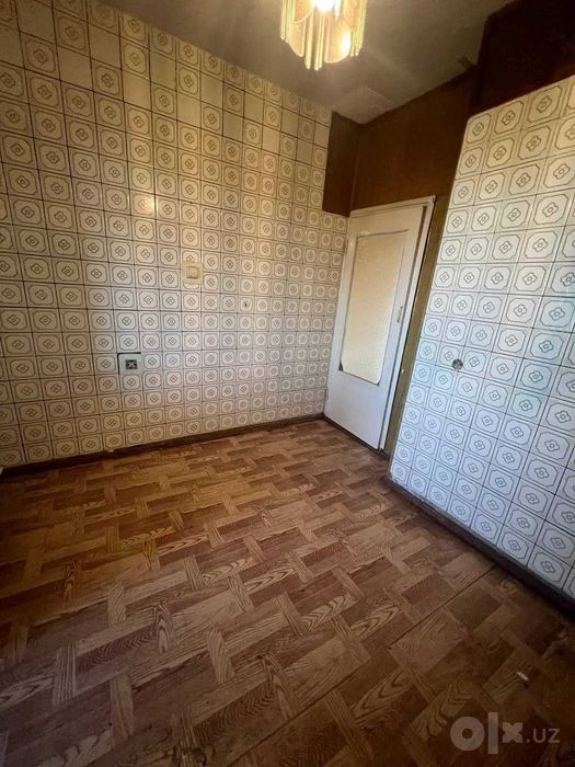 Срочно продаётся квартира 3/5/5 Ахмад Югнаки №А2023