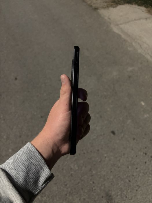 Poco S75