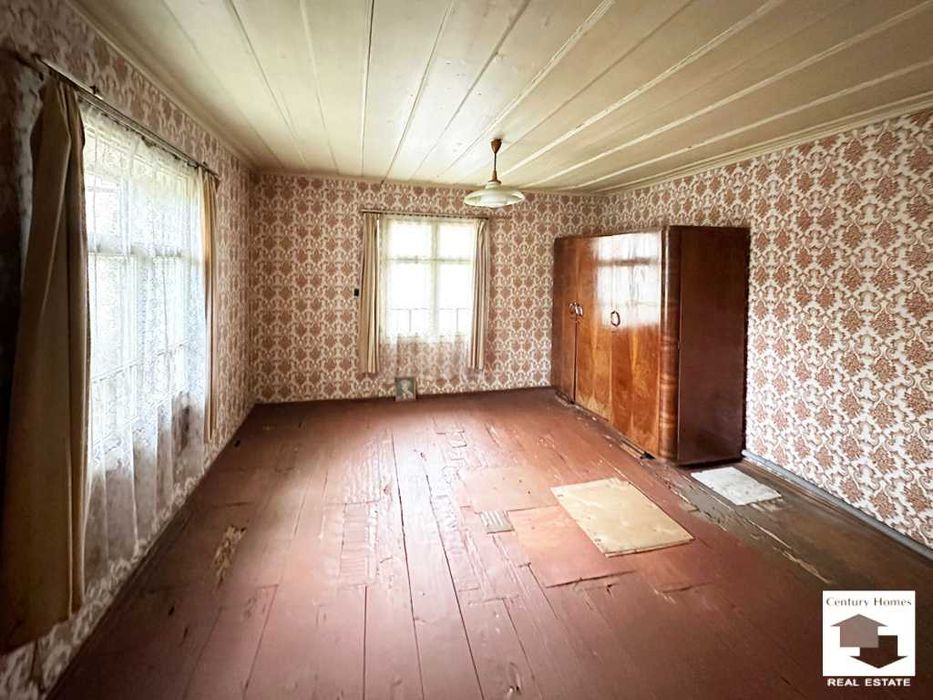 120367 Едноетажна къща за продажба, в центъра на гр. Горна Оряховица