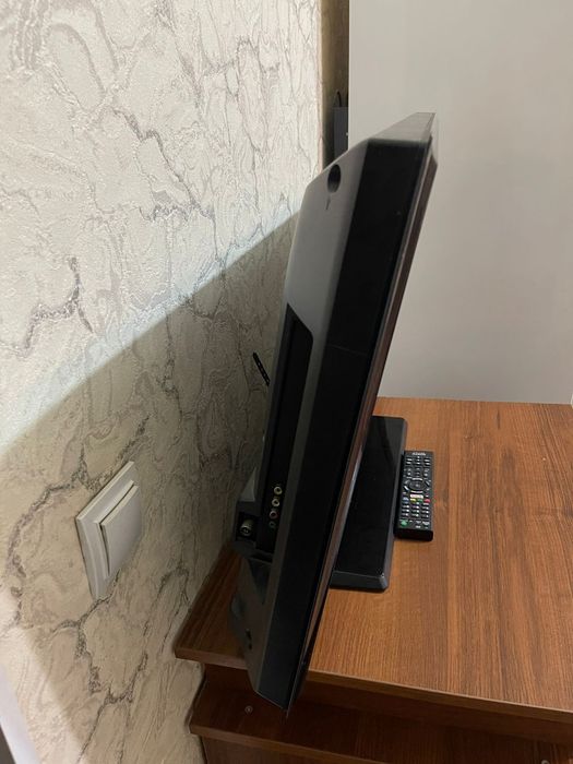 Продам телевизор