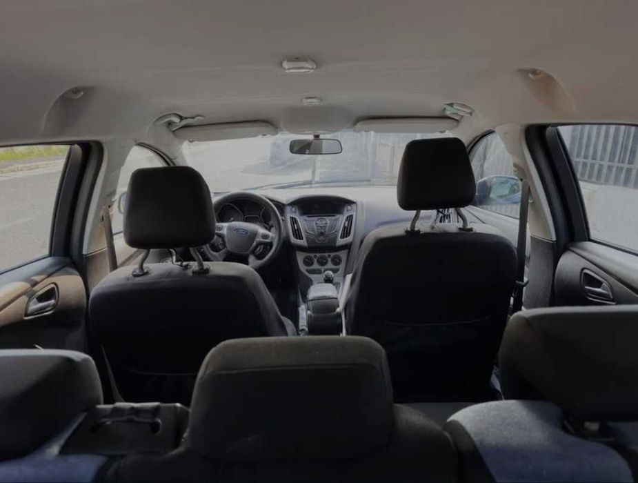 FORD Focus 2012 — imagine 5