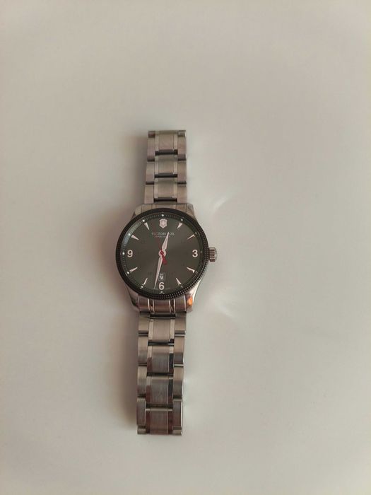 Швейцарски часовник Victorinox 241714