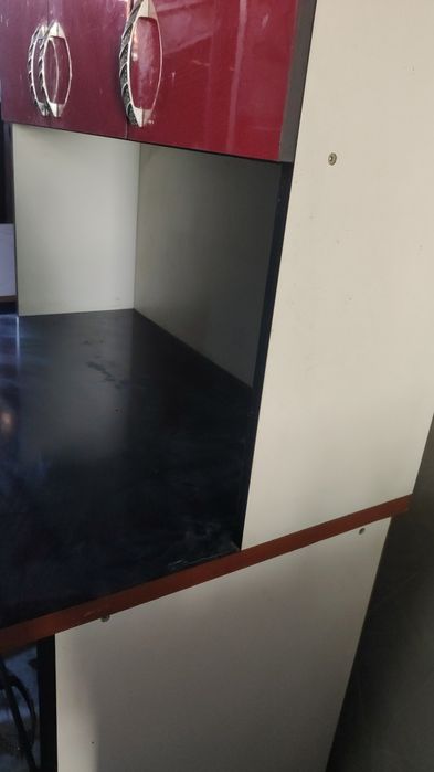 Продам шкаф буфет кухонный .