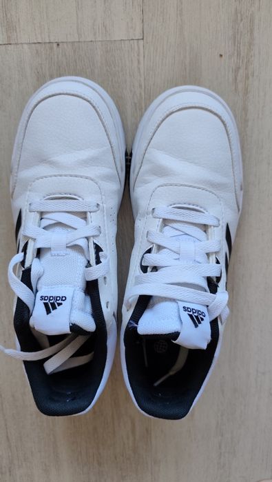 Маратонки Adidas