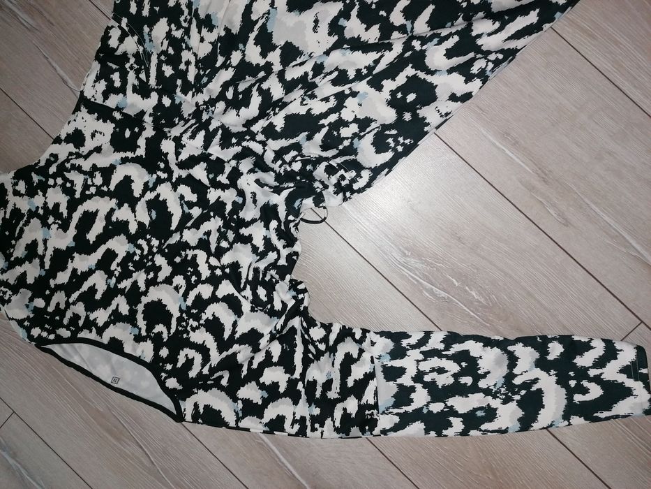 Лот блуза, туника, рокля и шал