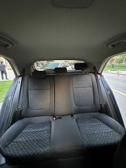 Продается Kia Rio 2018г, цвет Темно-Серый (Dark Grey)