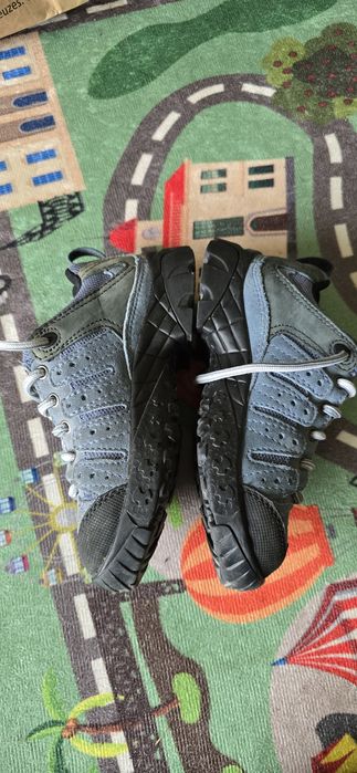 Ghete, bocancei, papuci cu membrană goretex 31 si talpa vibram