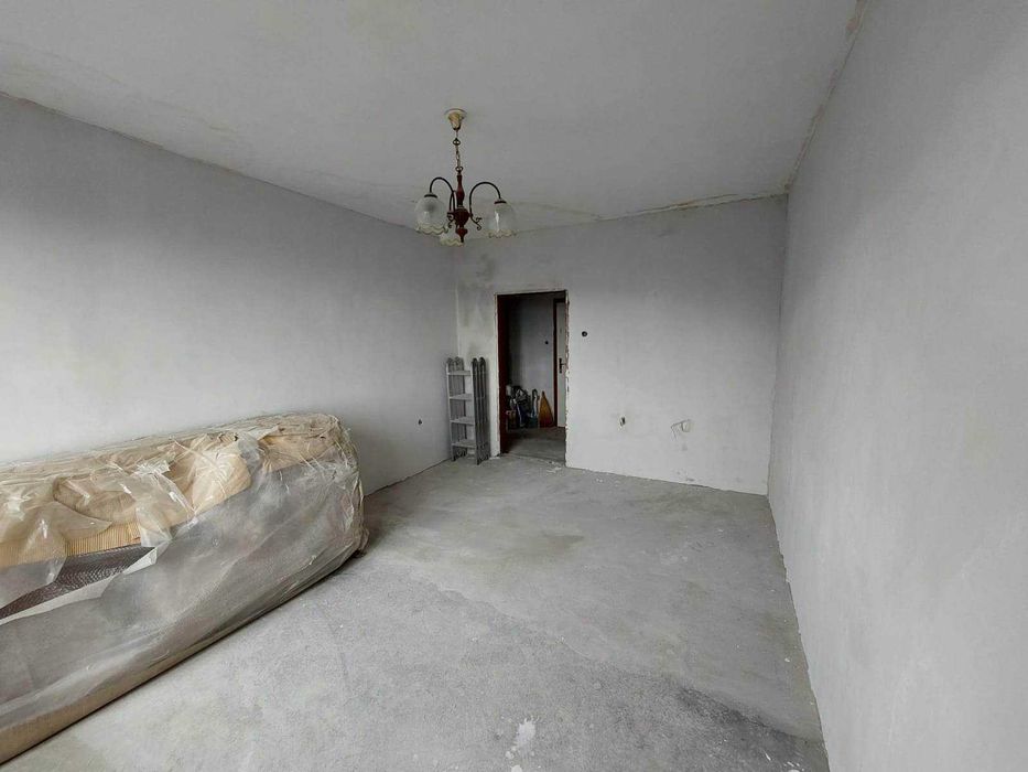 Продава се Двустаен апартамент в Омуртаг - 55 кв.м за 556 €/кв.м - Снимка #12