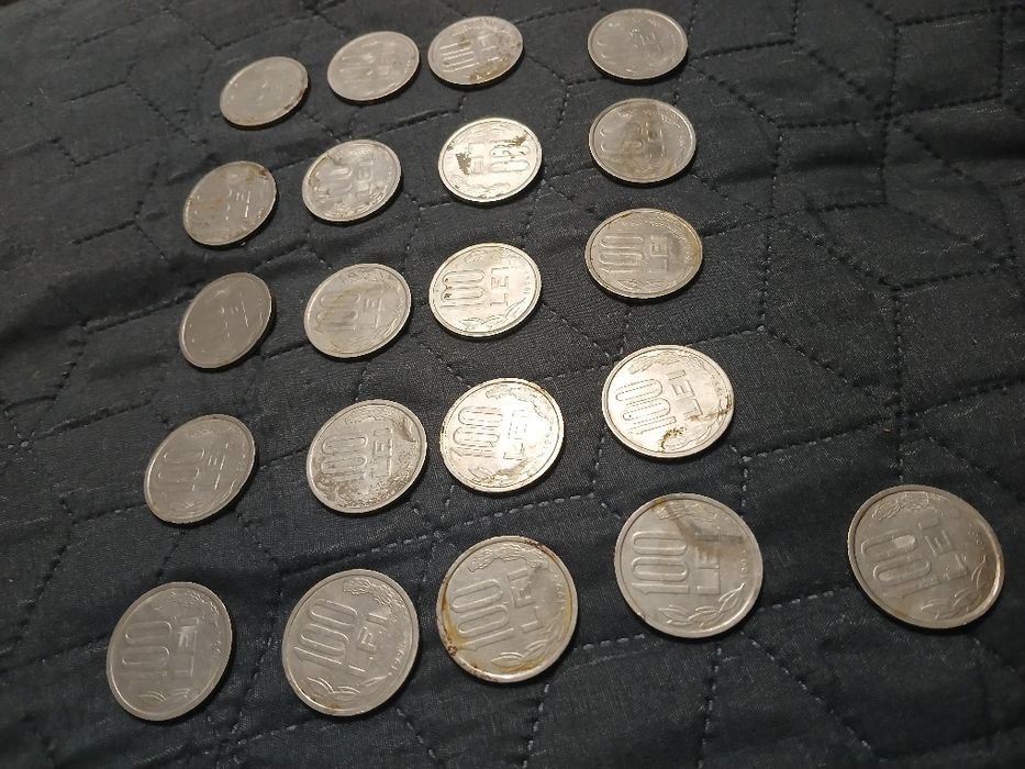 Vând monede 100 lei din 1994