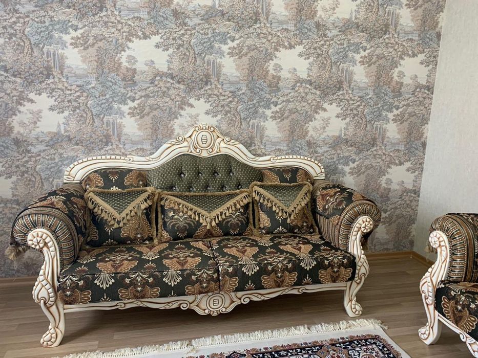 Диван и 2 кресла