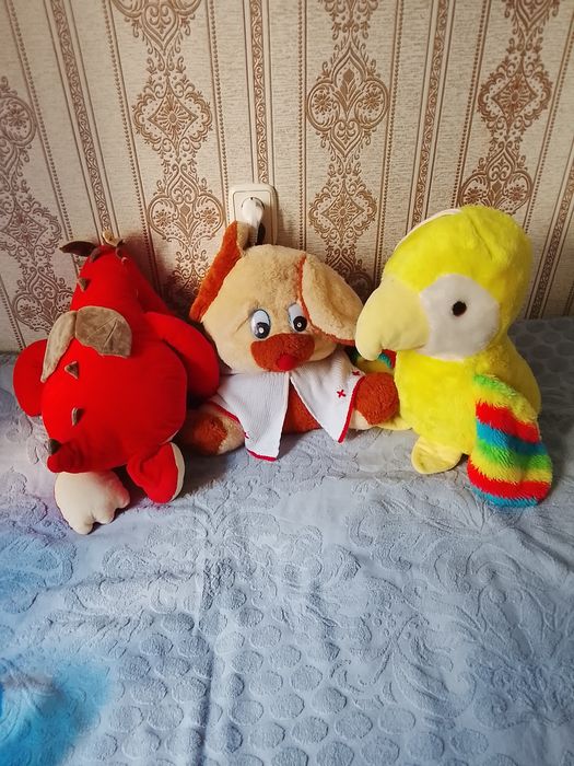 Мягкие игрушки . За все 1200