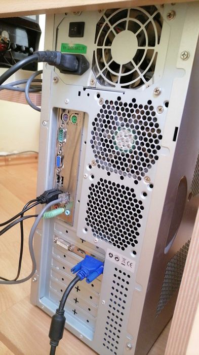 Calculator Delux pret 249 IEFTIN se poate repara usor