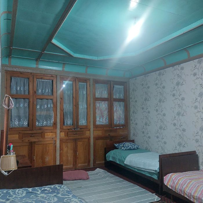 Yer uchaskasi sotiladi