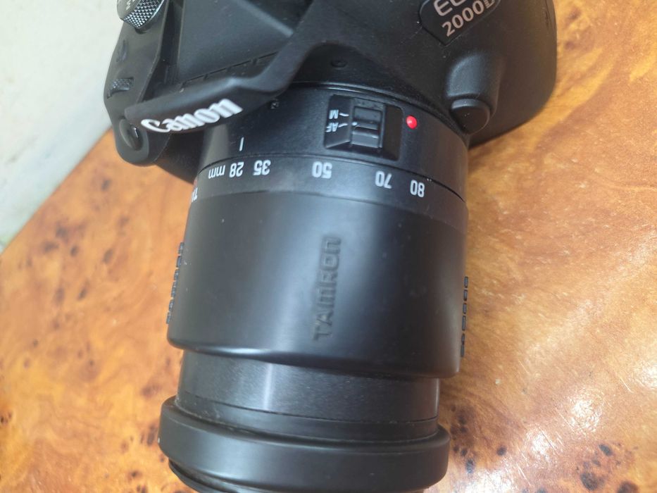 Canon EOS 2000D + Tamron 28-80mm