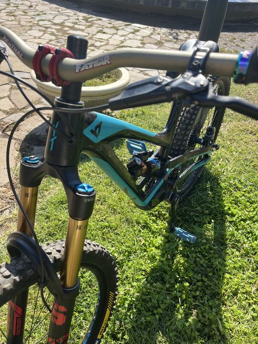 Велосипед yt capra 29 L