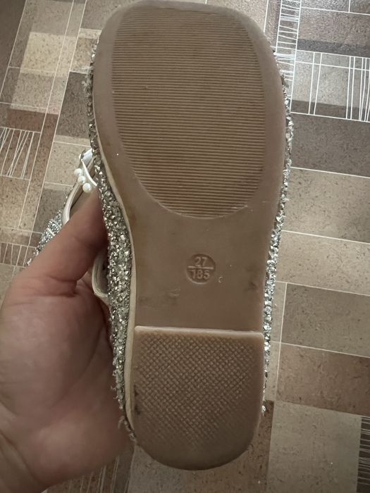 Туфли детские на девочку