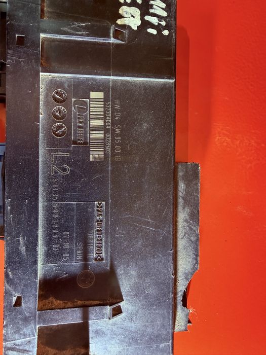 Комфортен модул за BMW E9x, E8x, F10, F11