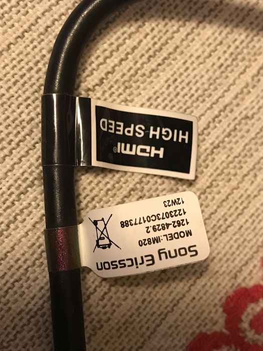 Cablu hdmi la mini hdmi . Mini hdmi to hdmi . Hdmi la Mimi Hdmi