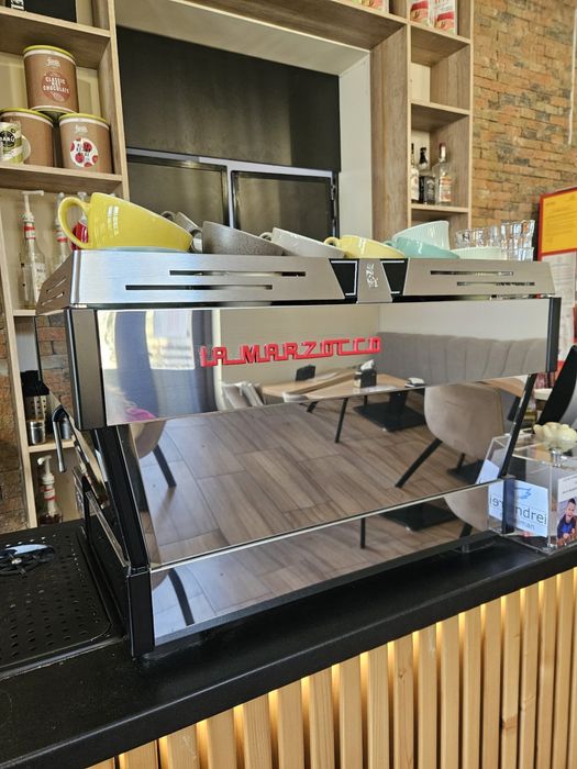 Espressor La Marzocco Linea PB AV, 2 grupuri
