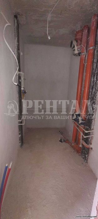 Продава се Тристаен апартамент в Пловдив, Тракия - 150 кв.м за 500 €/кв.м - Снимка #10