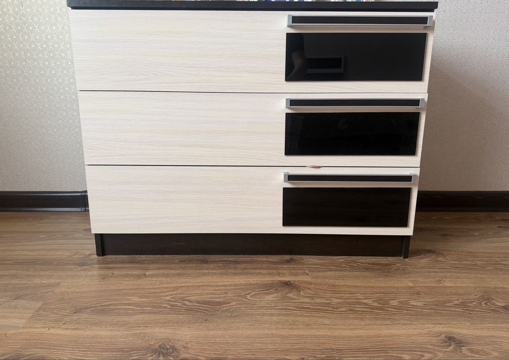 Шкаф с комодом. Б/у