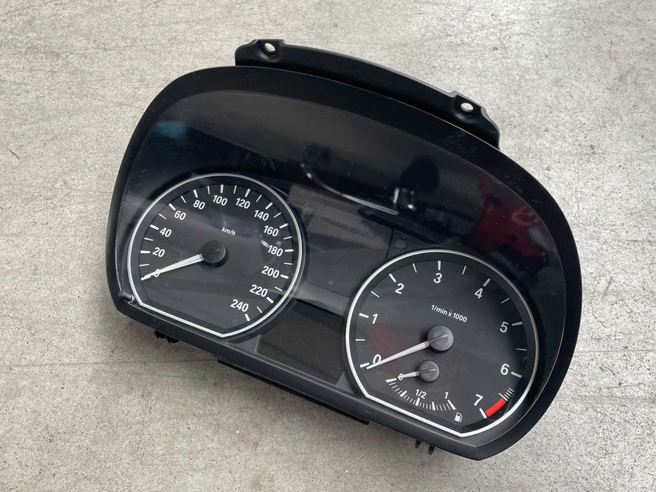 Ceasuri de bord Bmw seria 1 E81/E82/E87 benzina cod 9187038