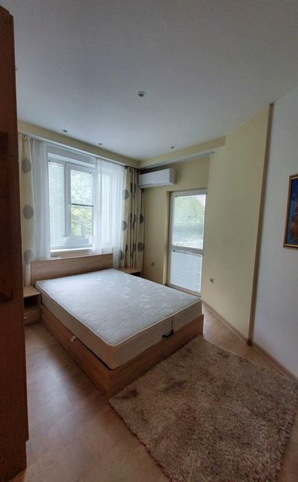 Дава се под наем Четиристаен апартамент в Банкя - 110 кв.м за 860 € - Снимка #9