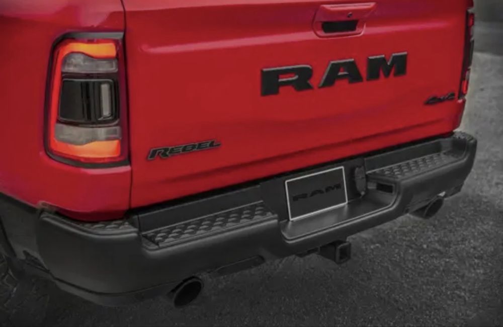 Комплект задна броня Dodge Ram 1500 2019+