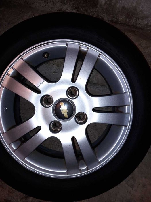 Гуми с джанти 195/55R15 за Chevrolet Nubira